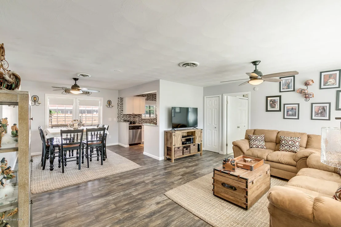 Photo of 1782 Hudson Circle N