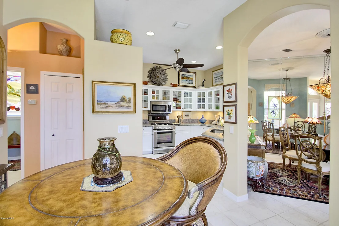 Photo of 931 Palm Brook Drive