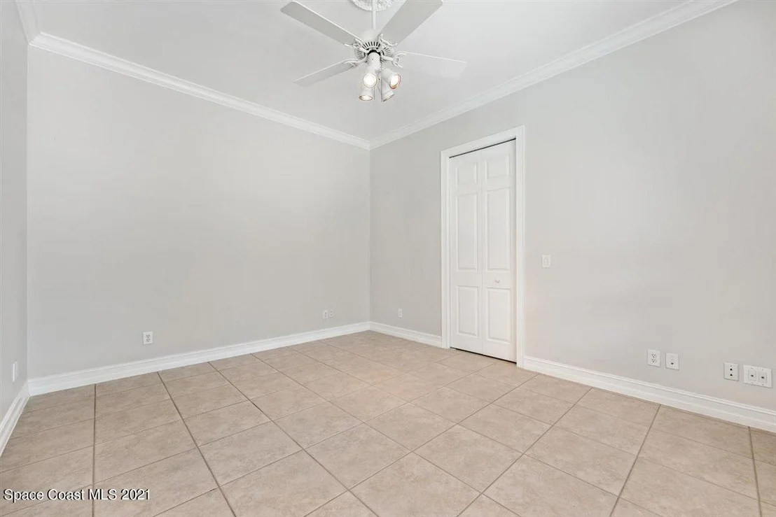 Photo of 4035 Post Road
