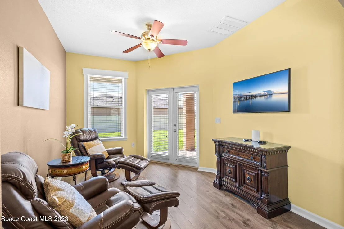 Photo of 3380 Watergrass Street