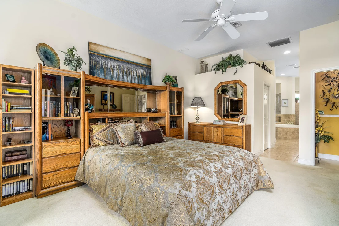 Photo of 1200 Starling Way