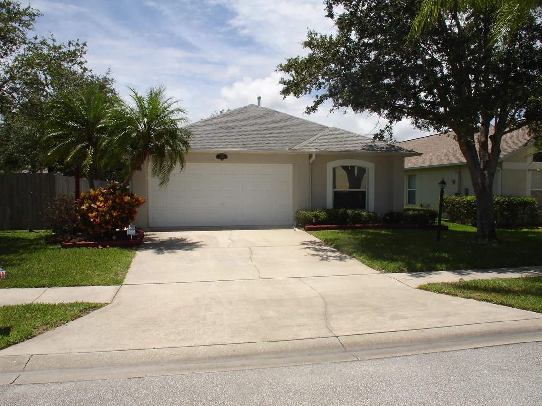 Photo of 2885 Maderia Circle