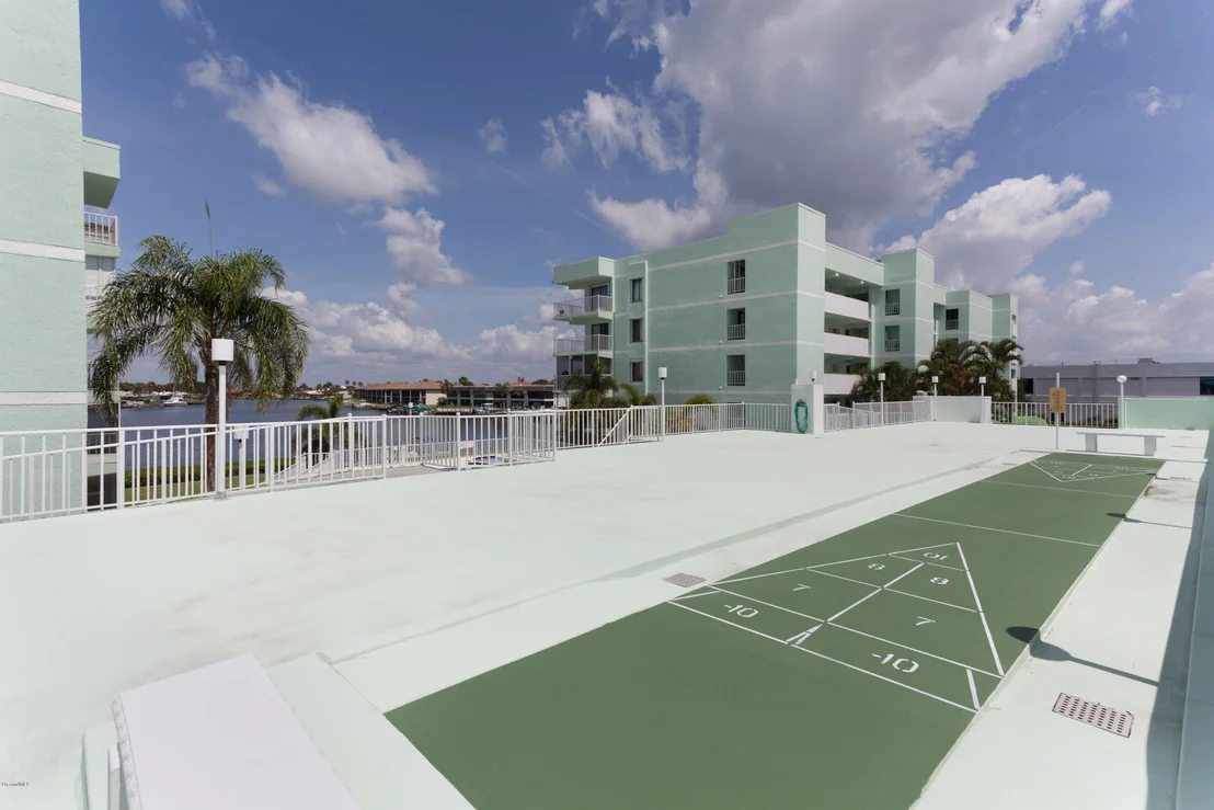 Photo of Unit 2405 at 1750 Commodore Boulevard
