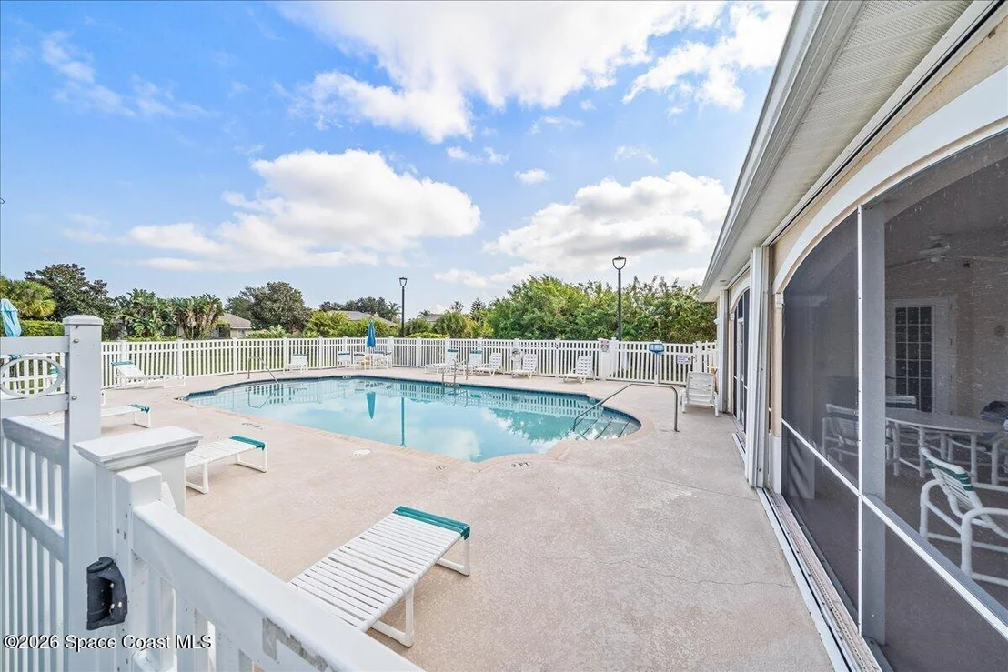 Photo of 4570 Portage Trail