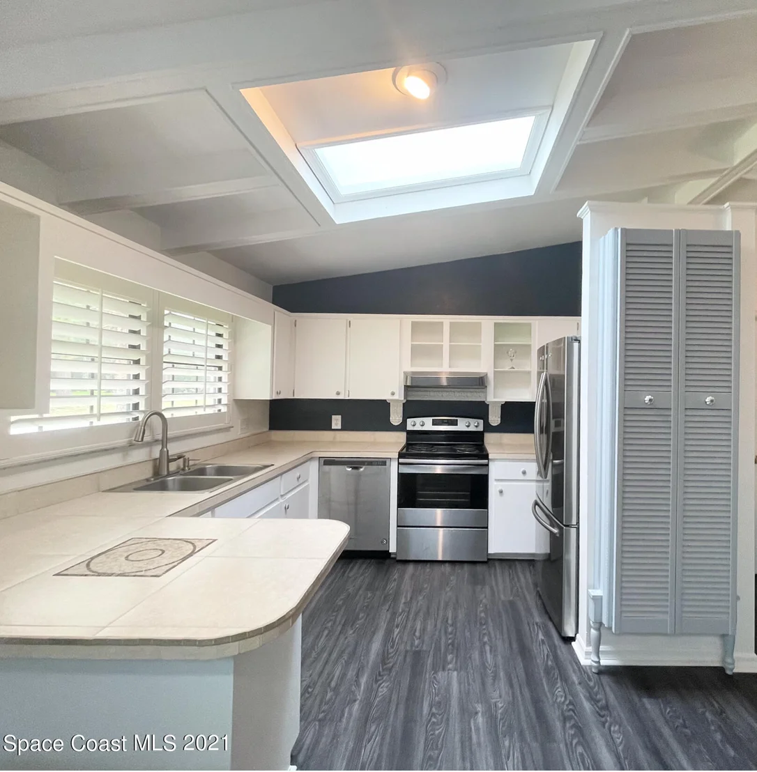 Photo of 4180 Skyway Drive