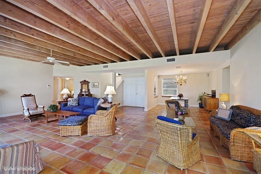 Photo of 839 Indian River Drive