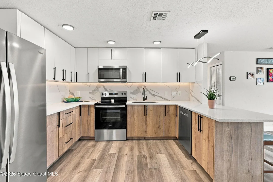Photo of 4418 Sherwood Boulevard