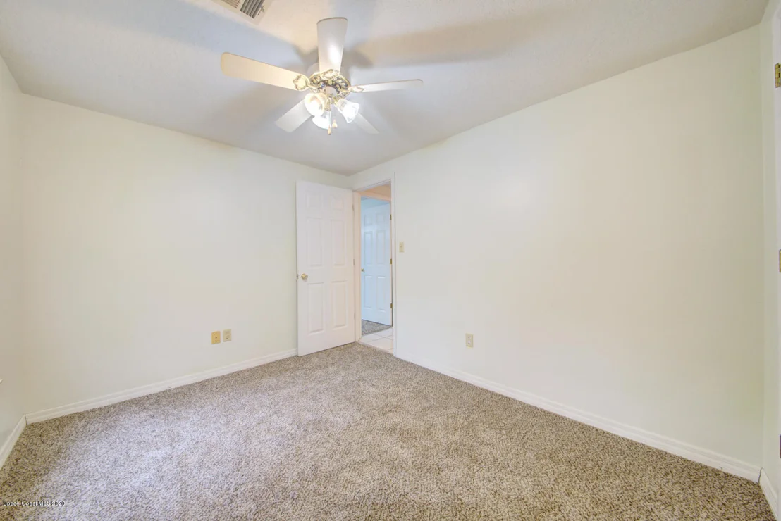 Photo of 4005 Alan Shepard Avenue
