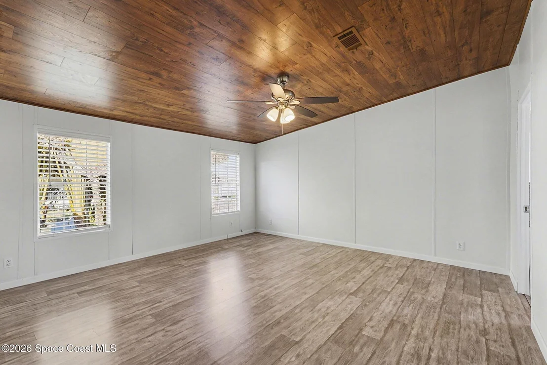Photo of 926 Laurel Circle