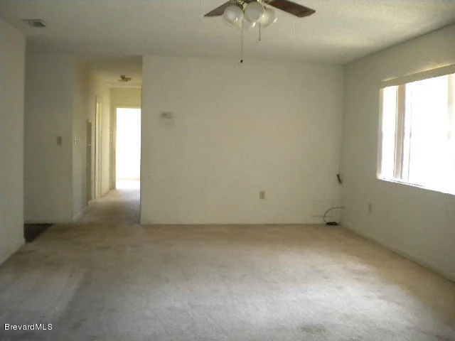 Photo of 725 Lund Circle