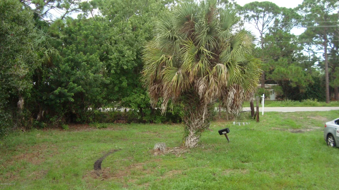 Photo of 665 Camp Road