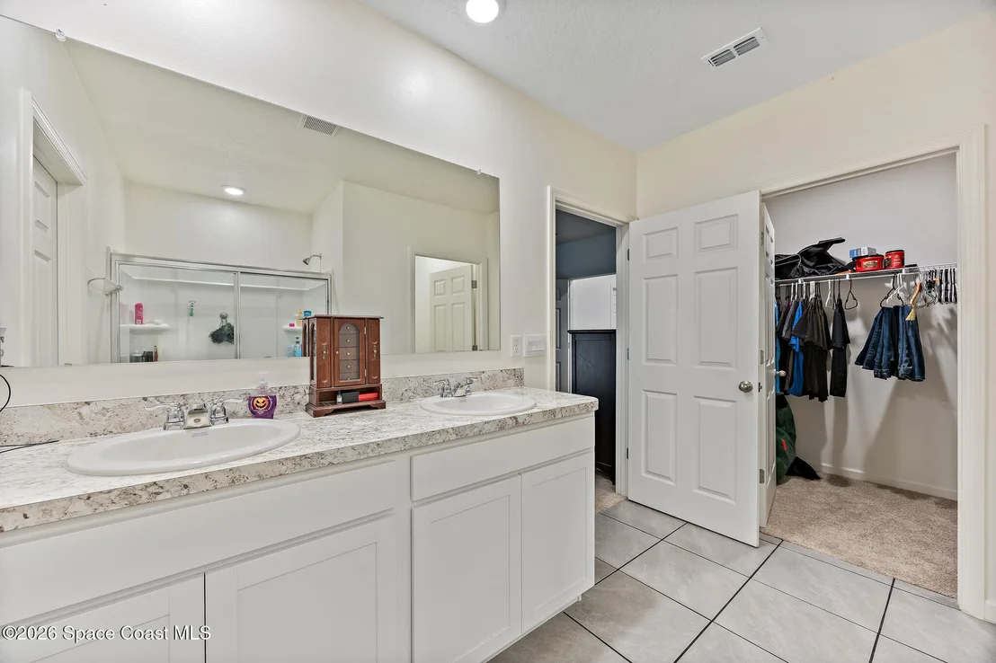 Photo of 5086 Marble Street
