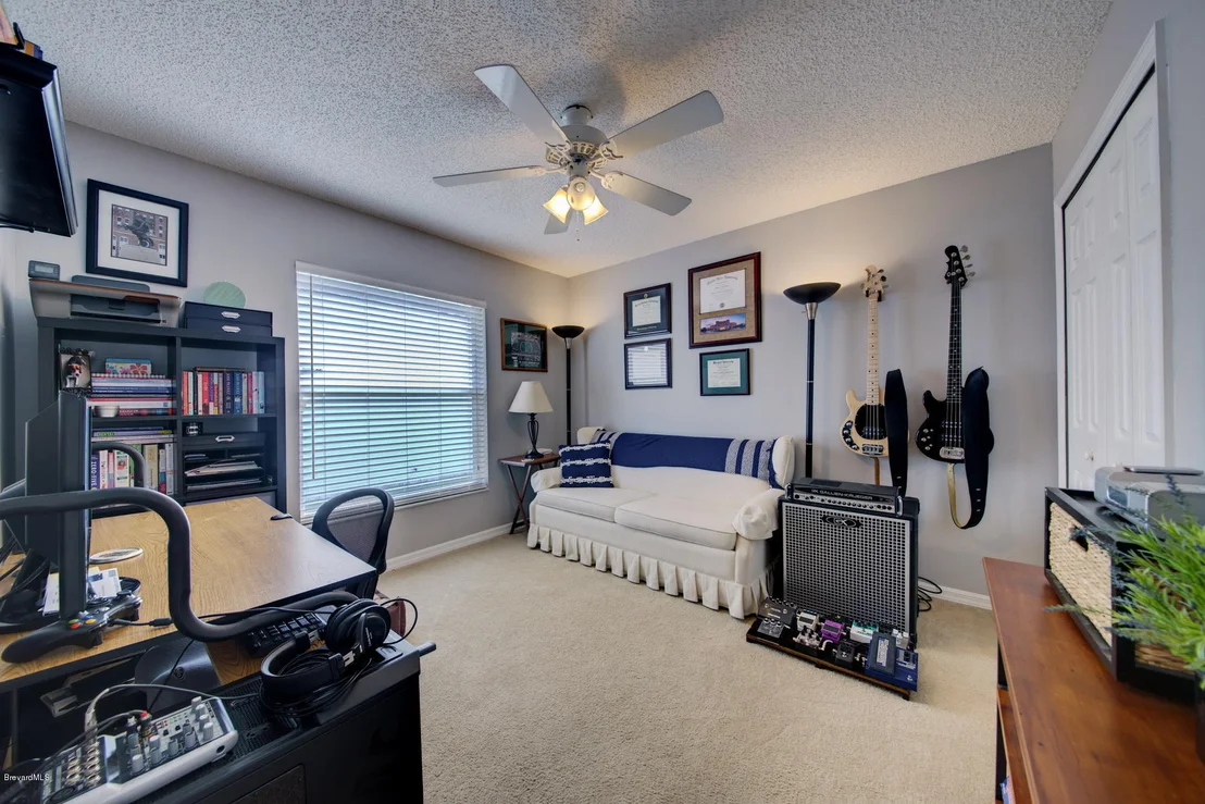 Photo of 1071 Olde Bailey Lane