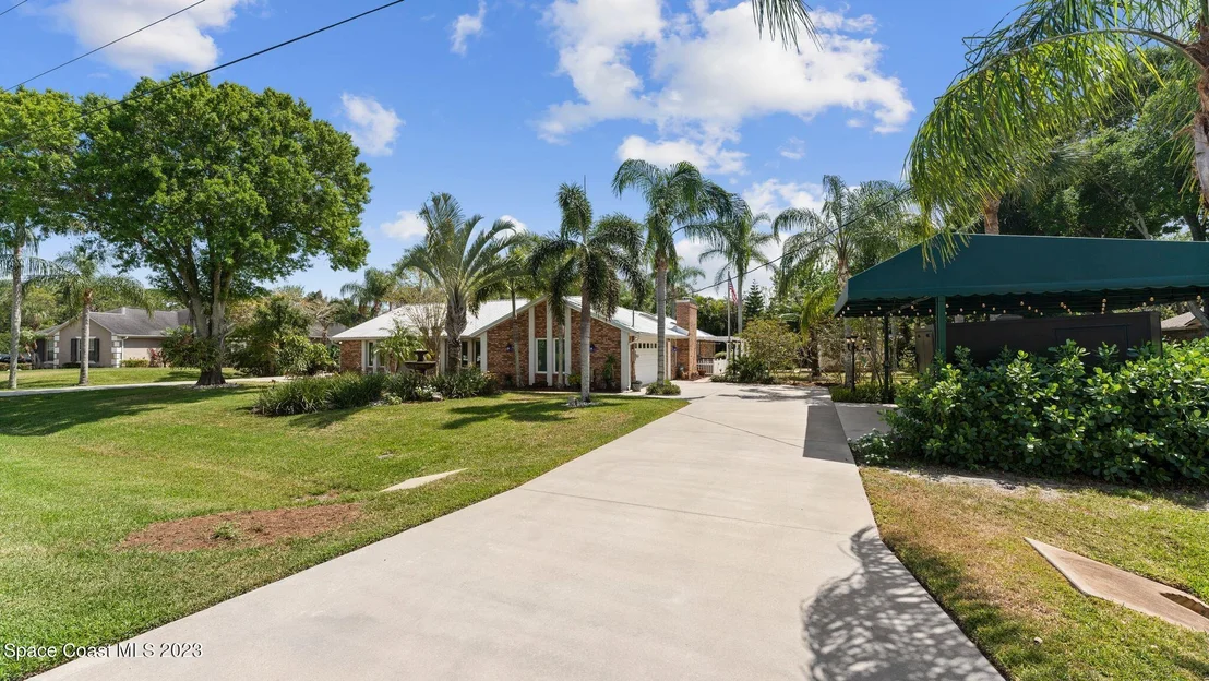 Photo of 2840 Pine Branch Drive