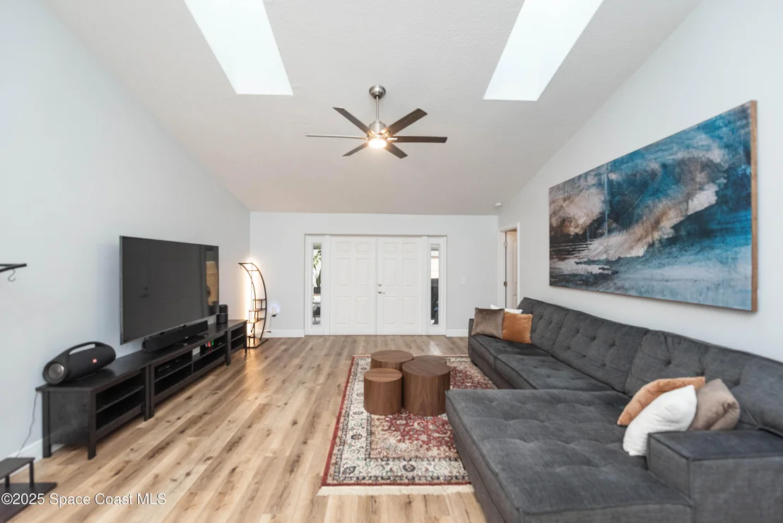 Photo of 6155 Baltimore Avenue