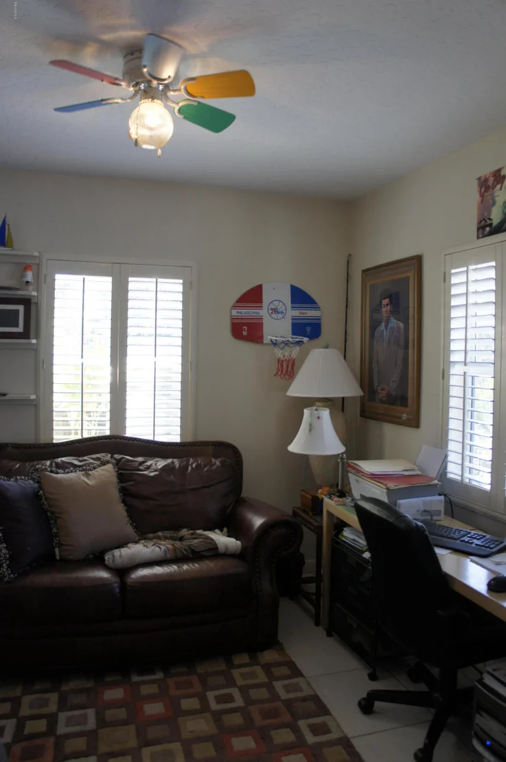 Photo of 555 Old Oak Street