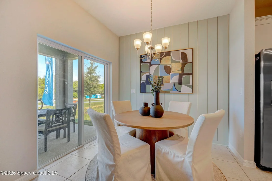 Photo of 1142 Banff Drive NE