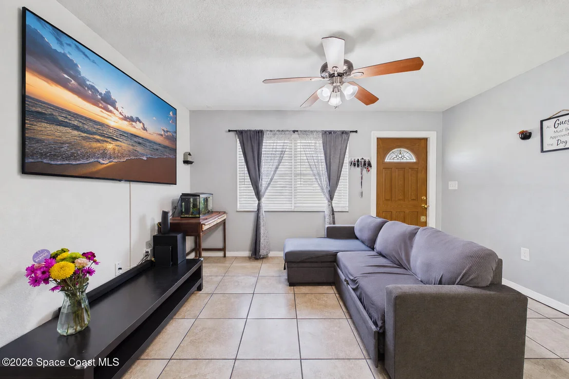 Photo of 2536 Stratford Drive