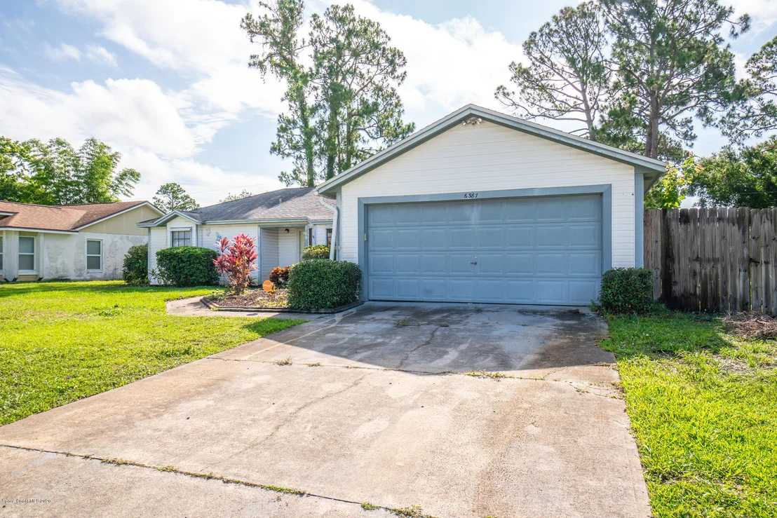 Photo of 6387 Cable Avenue