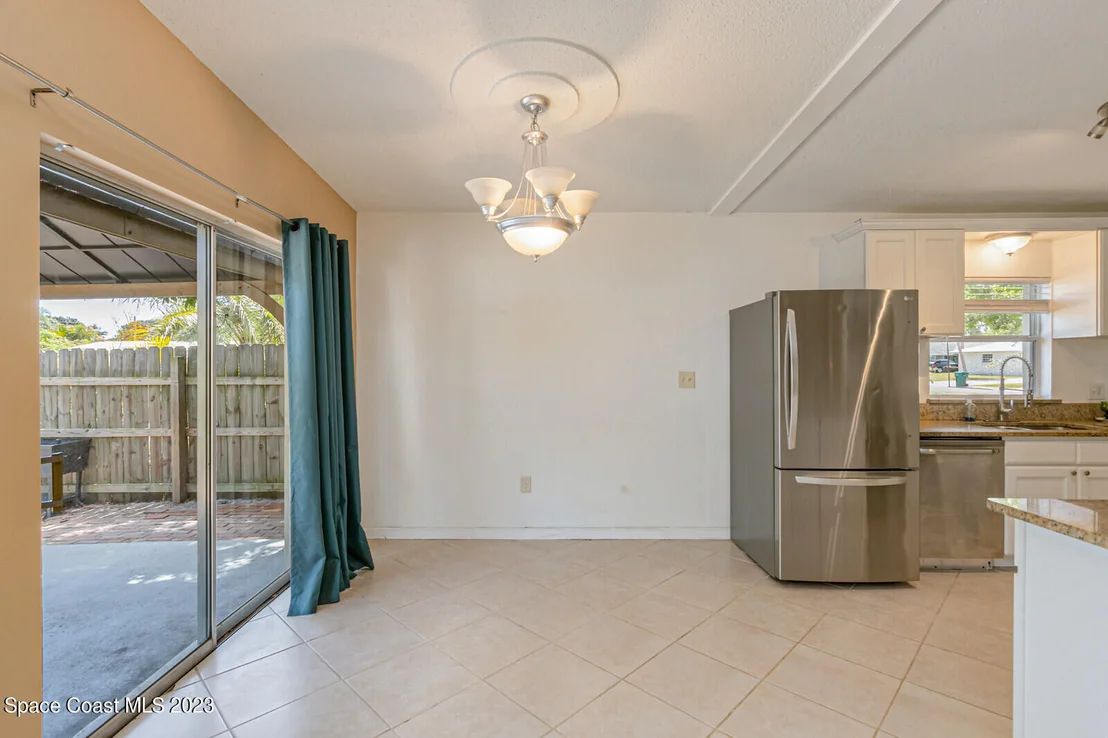 Photo of 825 Tupelo Drive
