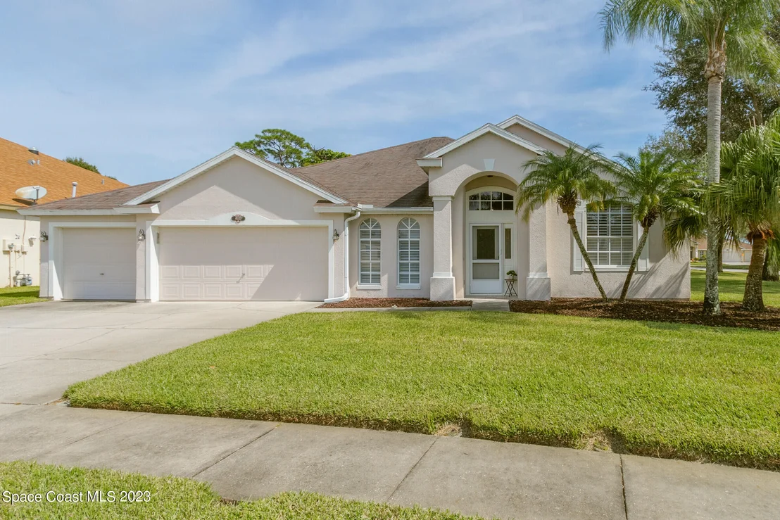 Photo of 4033 Estancia Way