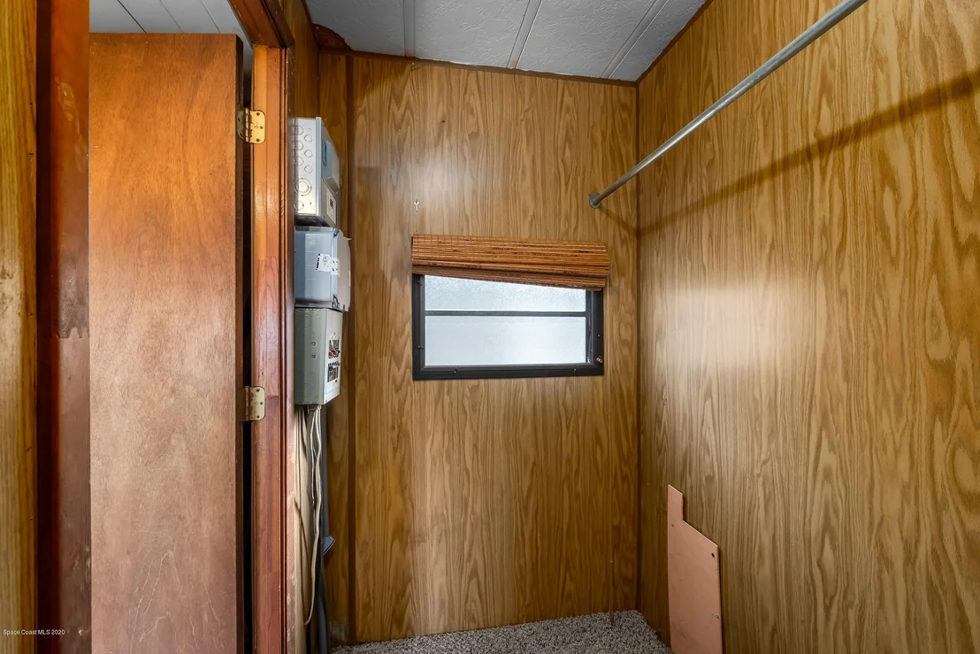 Photo of 140 Blue Lake Place