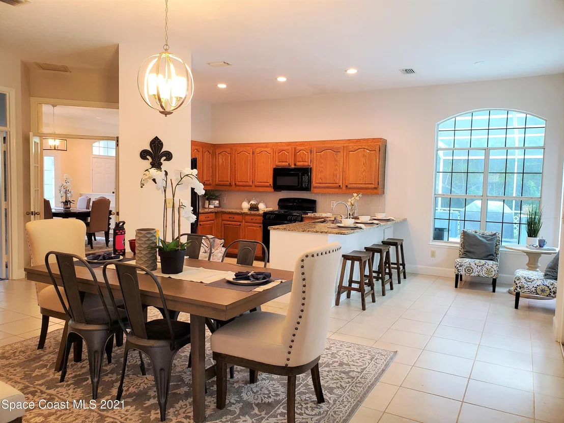 Photo of 4370 Canard Road