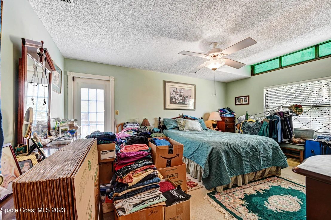 Photo of 1102 Fairlawn Drive
