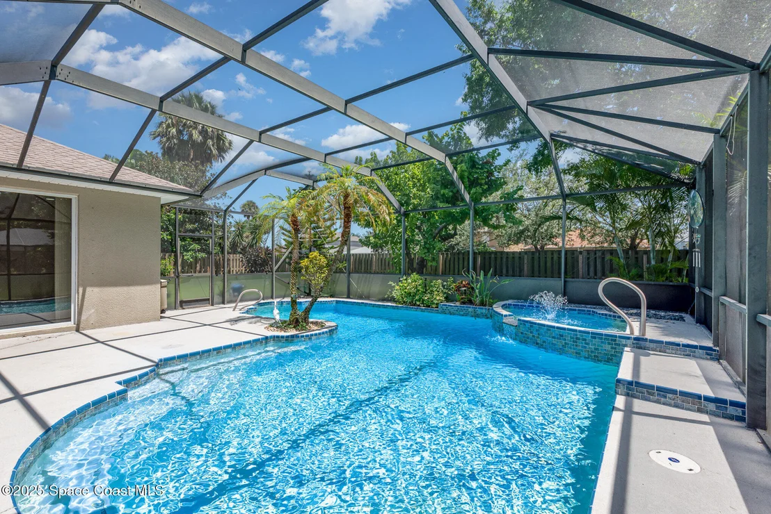Photo of 2423 Woodfield Circle