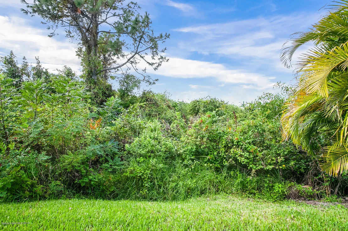 Photo of 3180 Constellation Drive