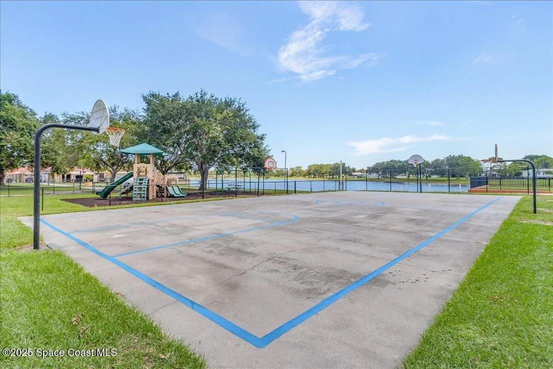Photo of 1131 Tequesta Drive