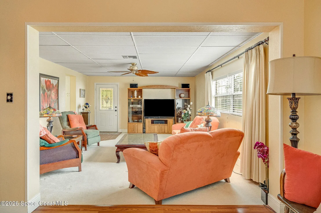 Photo of 986 Sarno Road