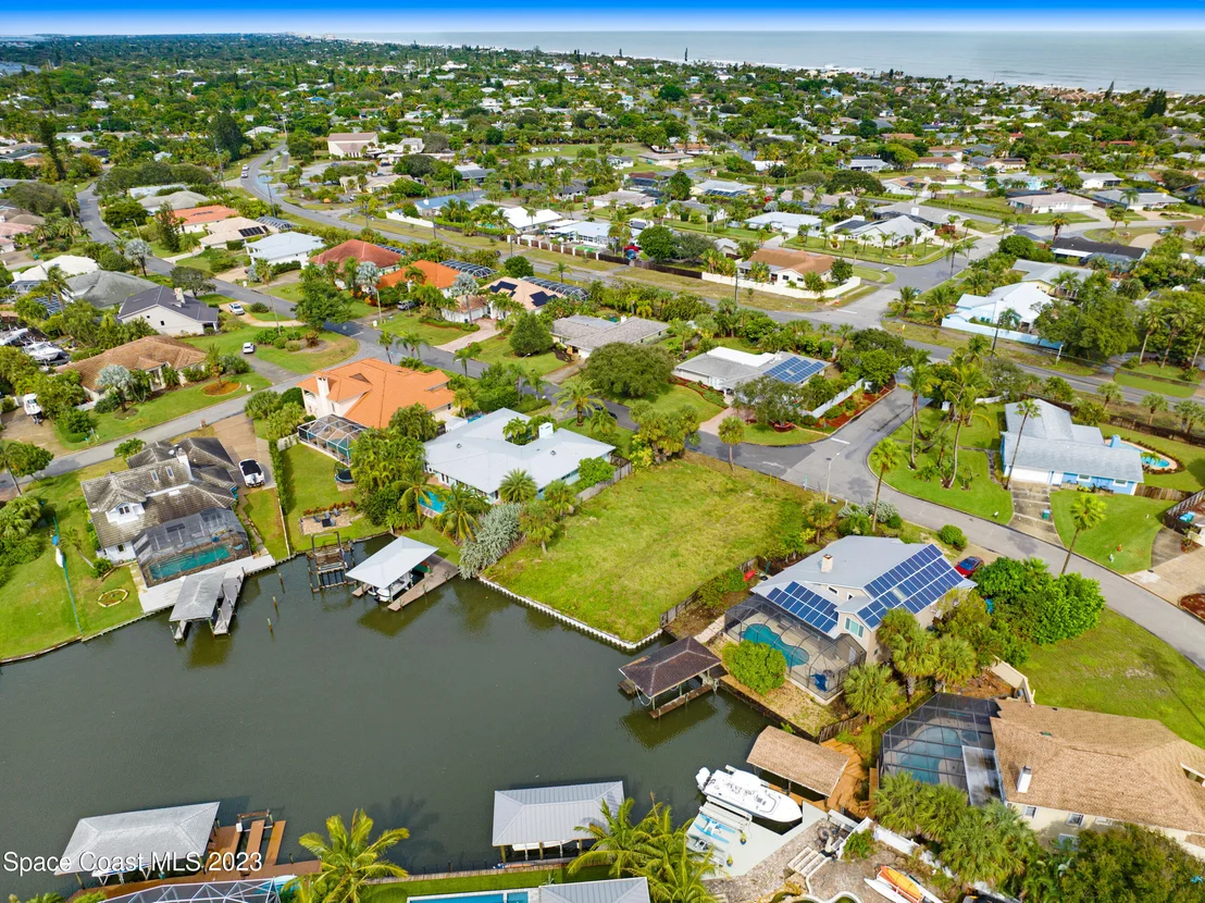 Photo of 394 River View Lane