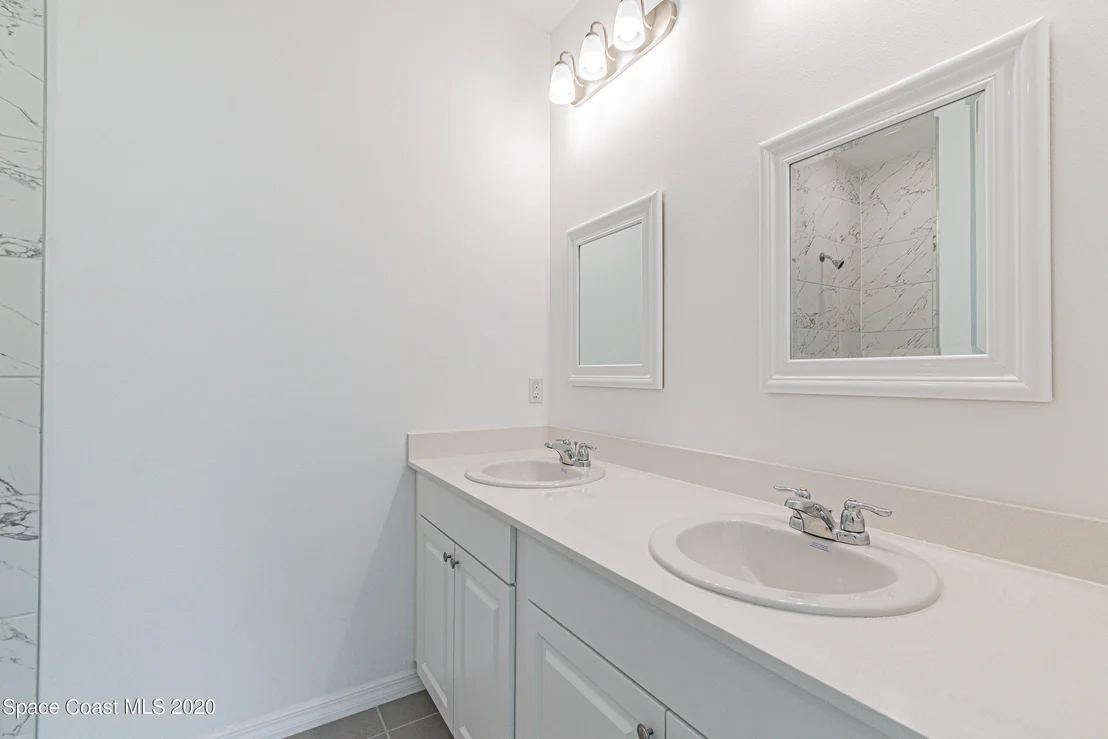 Photo of 850 Lyons Cir Circle NW