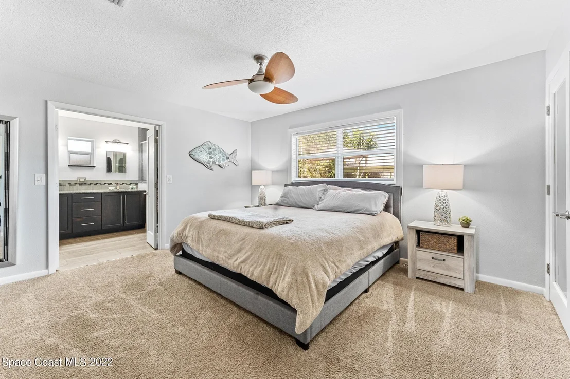 Photo of 220 Pineapple Street
