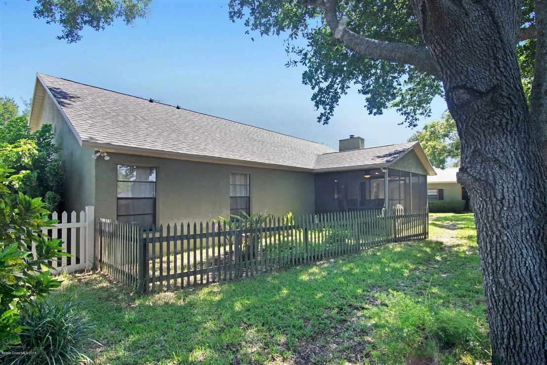 Photo of 855 Yorktowne Drive