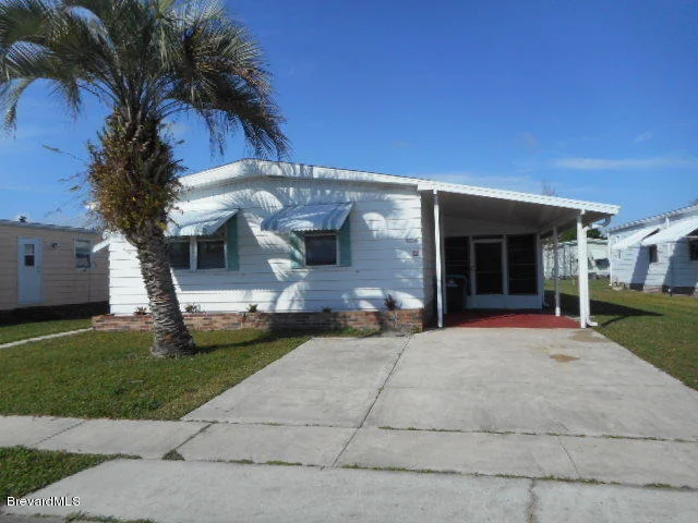 Photo of 1796 NE Coco Plum Street