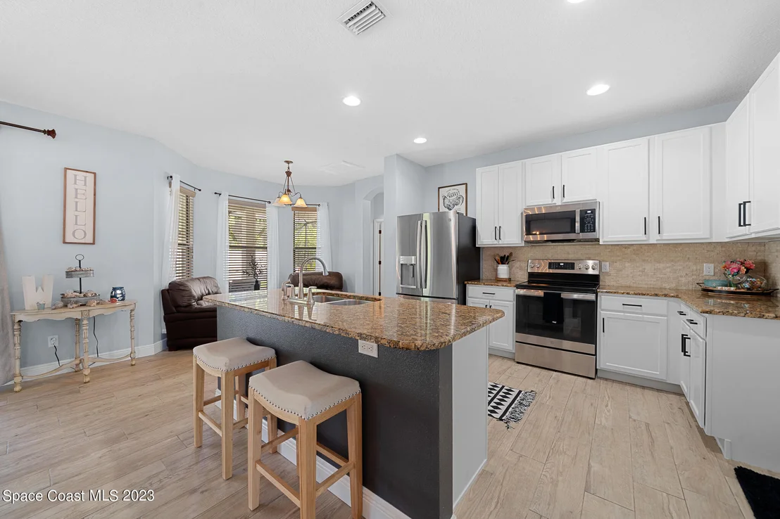 Photo of 916 Whetstone Place