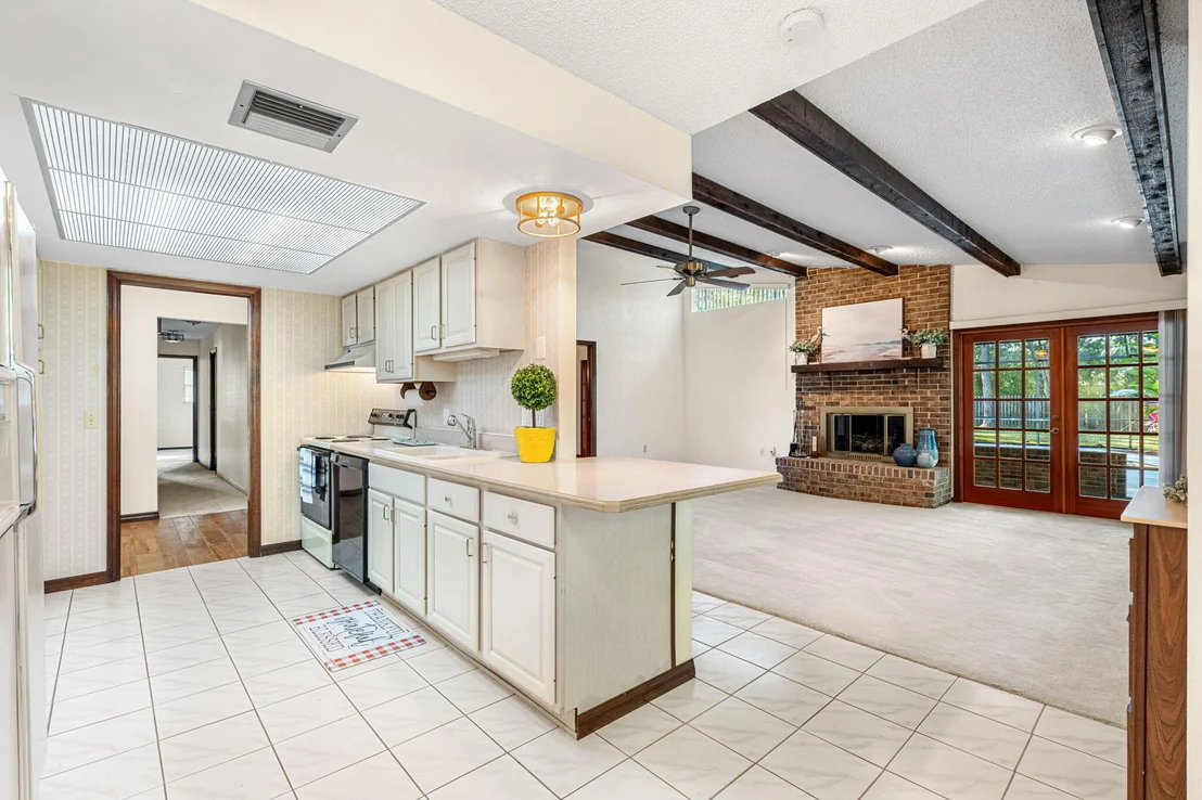 Photo of 8011 Pine Needle Lane
