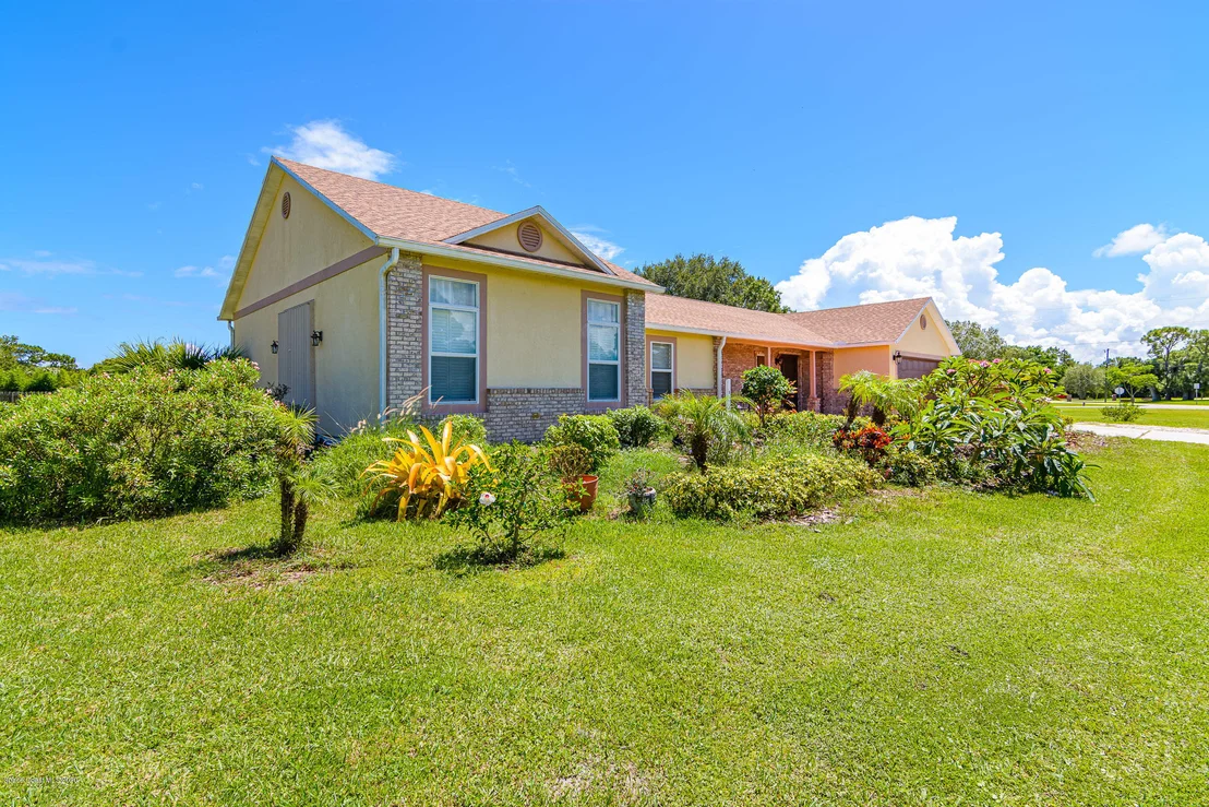 Photo of 3973 Man O War Lane