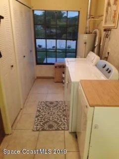 Photo of 1275 Estridge Drive