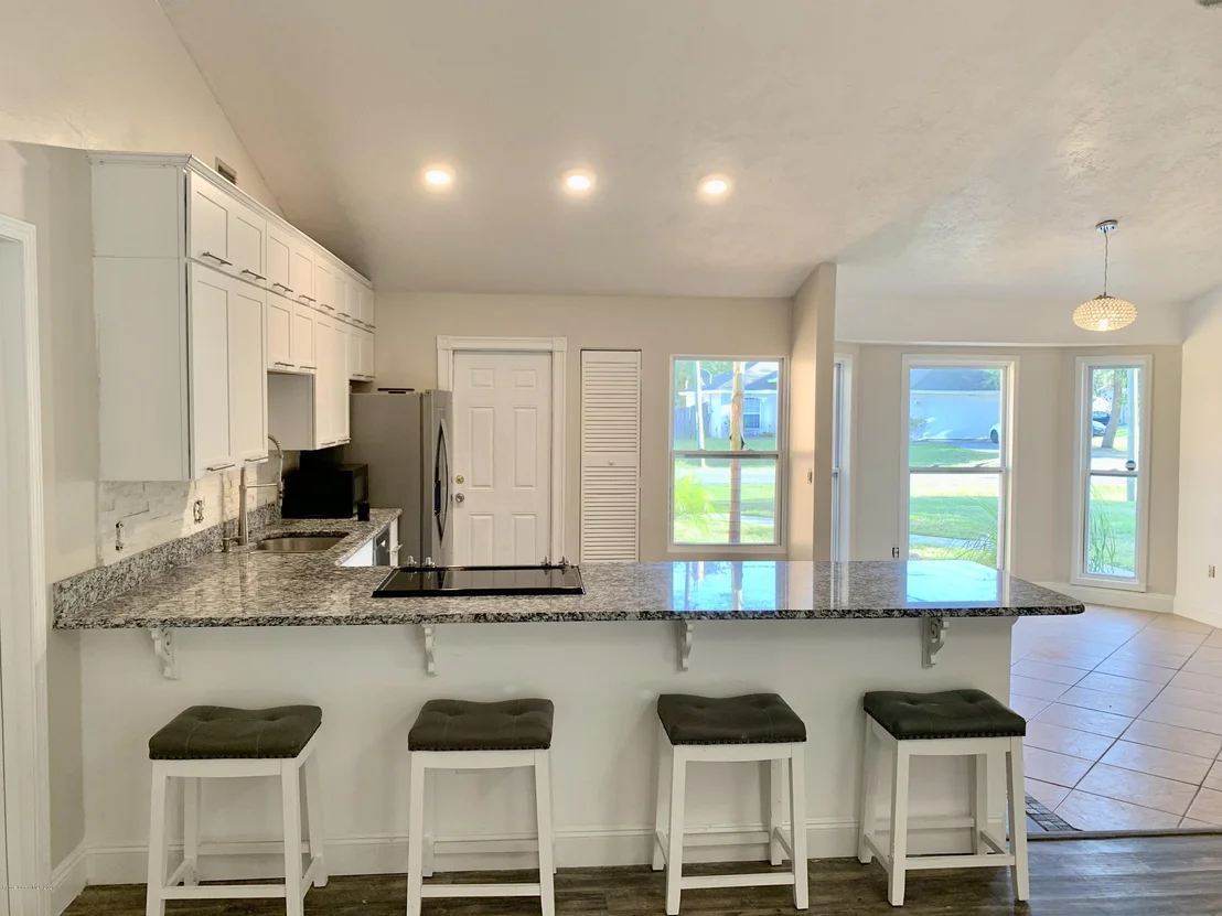 Photo of 5230 Andover Street