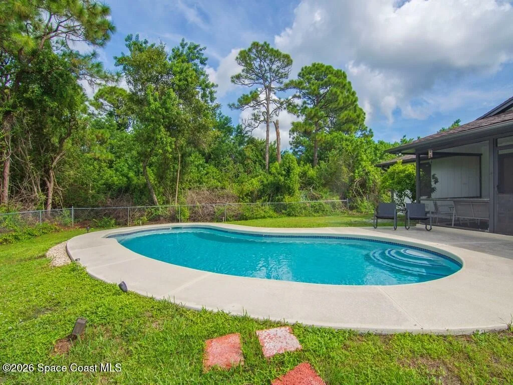 Photo of 5717 Birch Drive