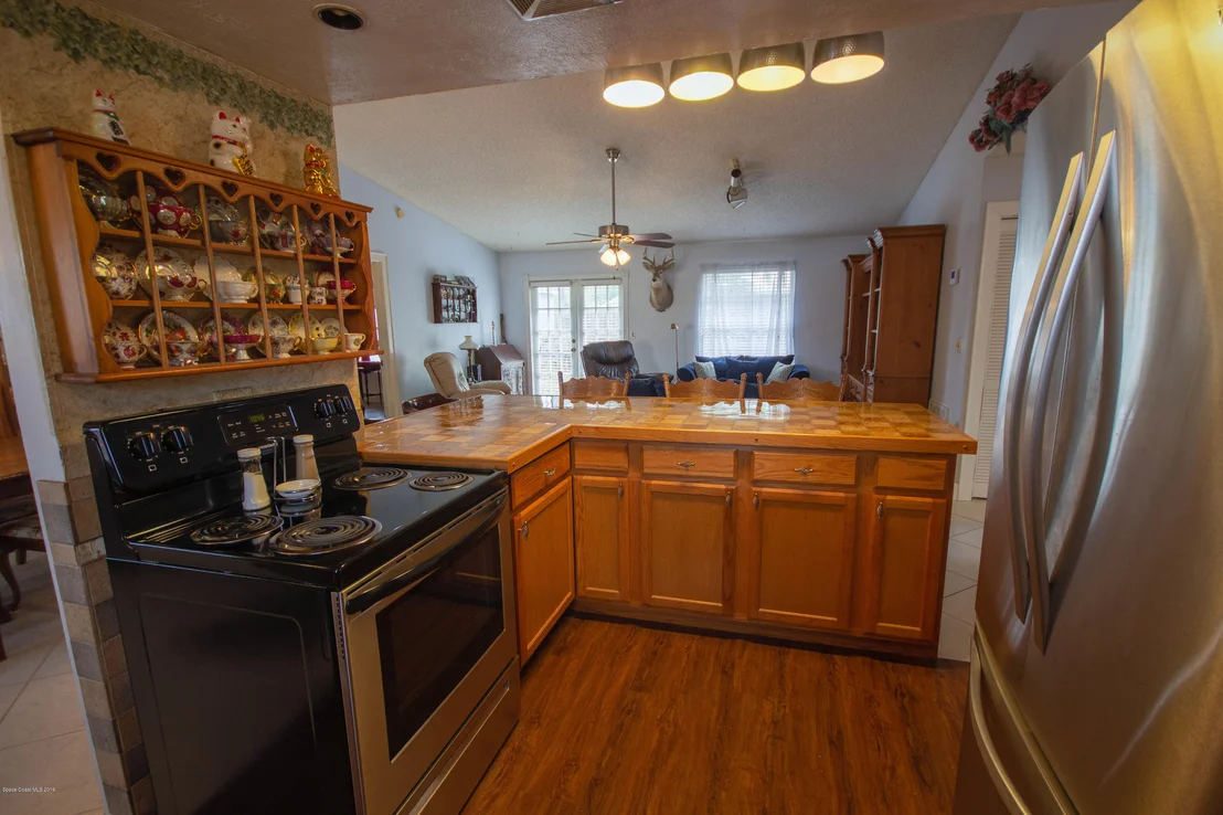 Photo of 6565 Grissom Parkway