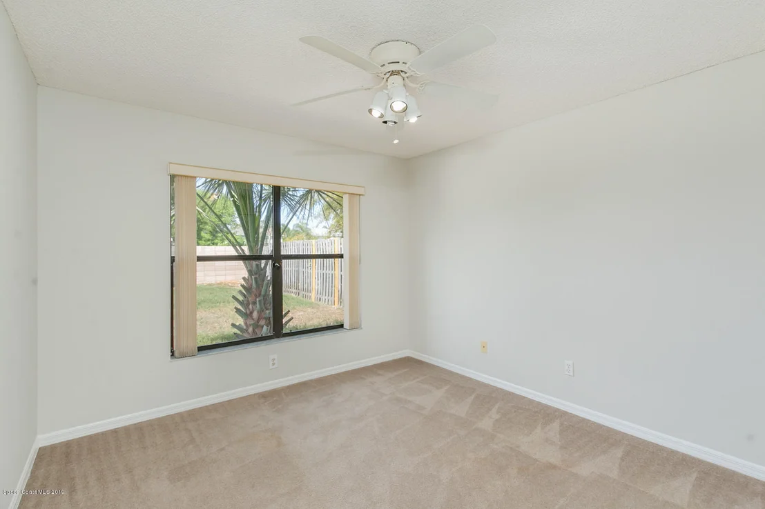 Photo of 6990 Hammock Trace Drive