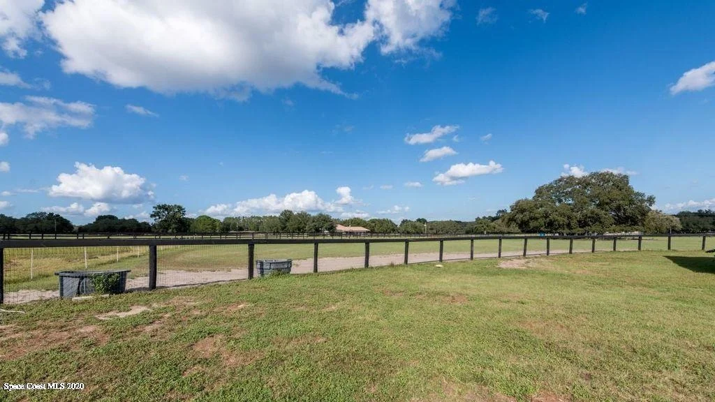 Photo of 2564 Smitty Road