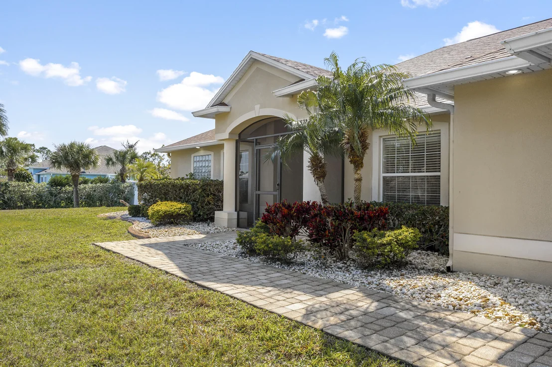 Photo of 5872 Goldrush Avenue