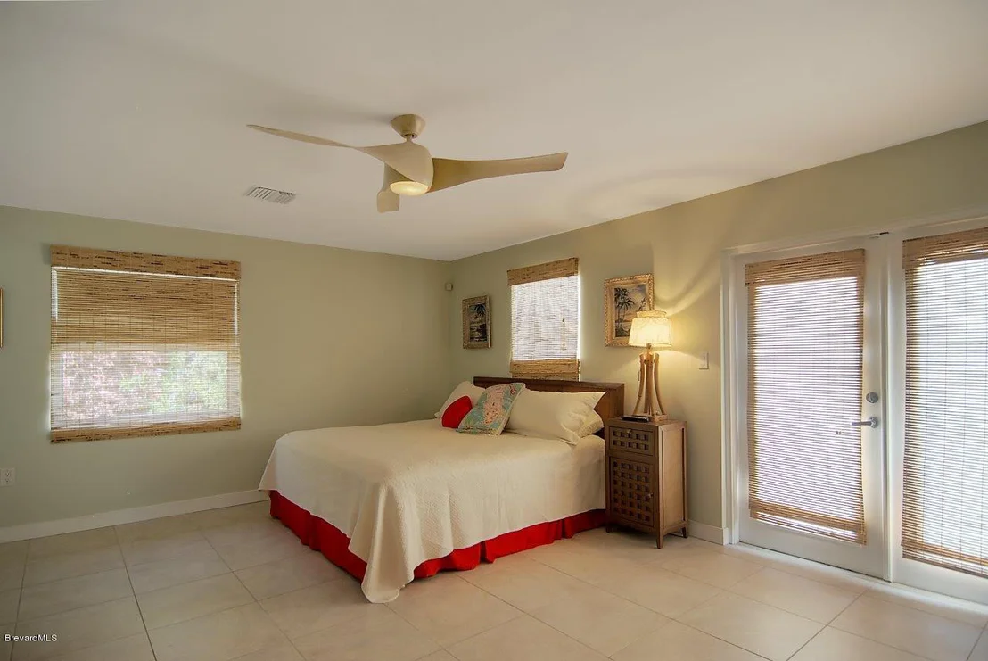 Photo of 1539 Bayshore Drive