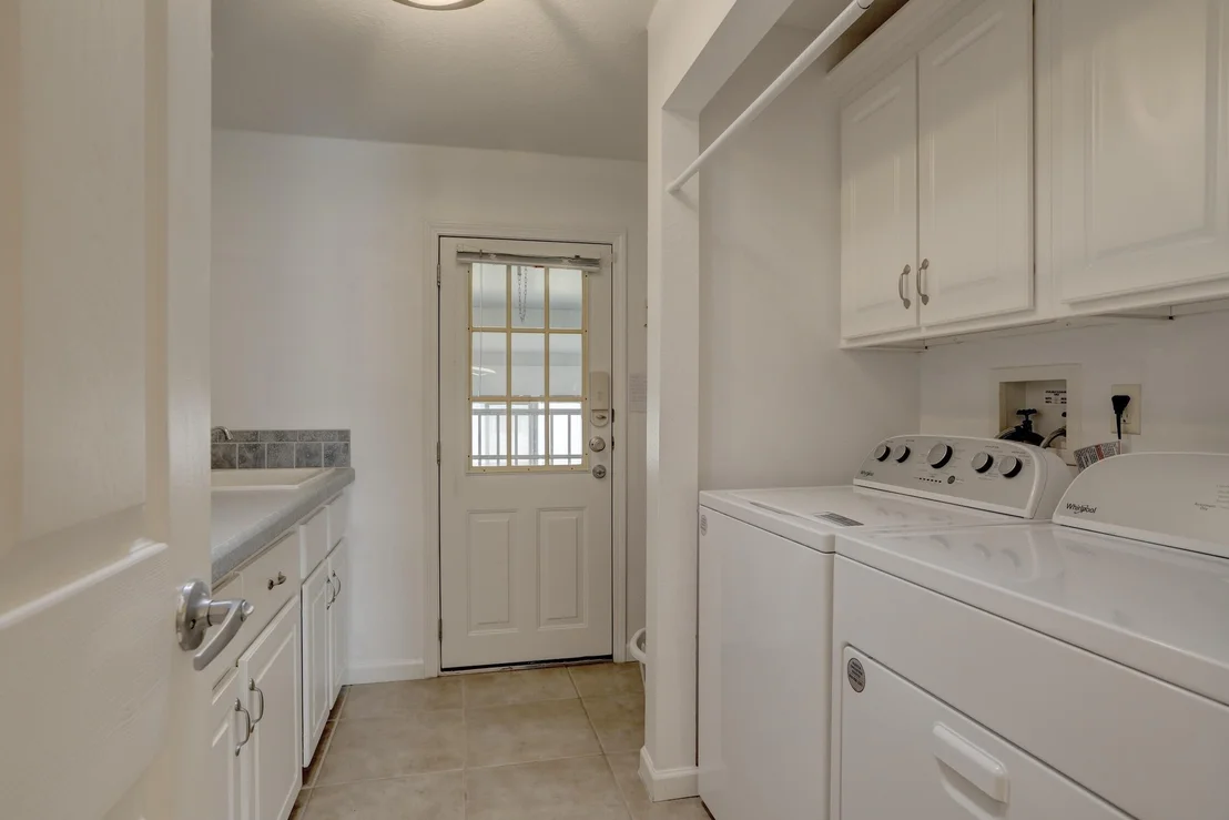 Photo of 921 Hemlock Street