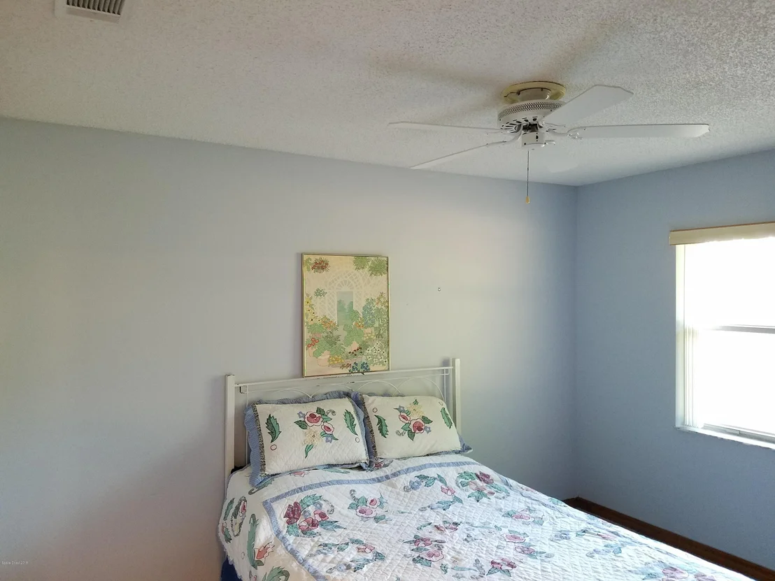 Photo of 993 Hibiscus Street